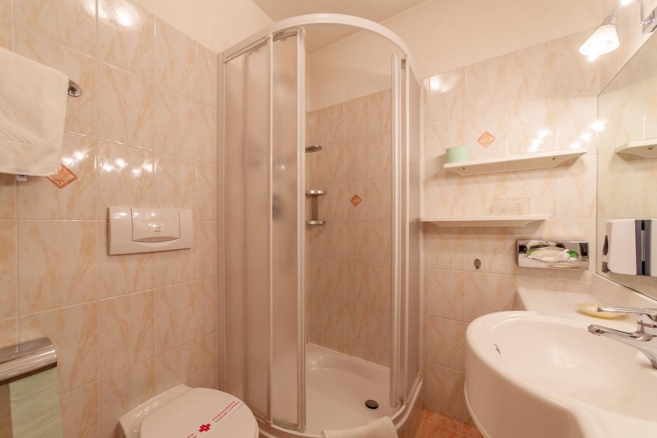 Fruehstuecks-hotel Olympia Hotel 3*