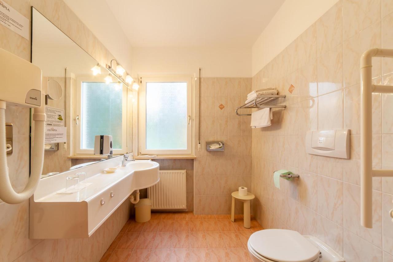 Fruehstuecks-hotel Olympia Hotel 3*